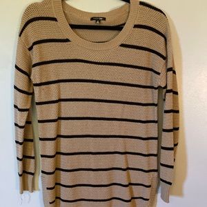 Papermoon sweater. Size medium.